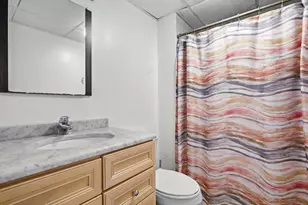 13080 W 28th St, Zion, IL 60099 - Photo 14