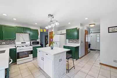 1565 Baytree Drive, Romeoville, IL 60446 - Photo 2