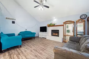 1565 Baytree Dr, Romeoville, IL 60446 - Photo 6