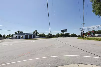 28W563 Roosevelt Road, Winfield, IL 60190 - Photo 14