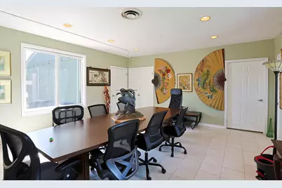 28W563 Roosevelt Road, Winfield, IL 60190 - Photo 12