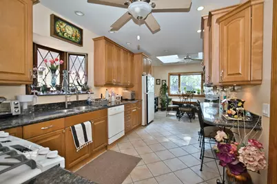 5974 W Miami Avenue, Chicago, IL 60646 - Photo 24