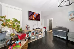 5344 W Drummond Pl, Chicago, IL 60639 - Photo 8