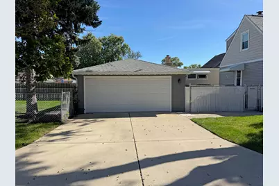 1759 Coolidge Avenue, Berkeley, IL 60163 - Photo 2