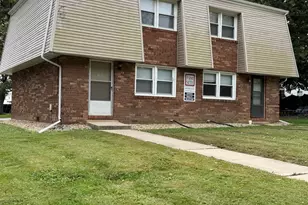 1501 Hovey Ave, Normal, IL 61761 - Photo 2