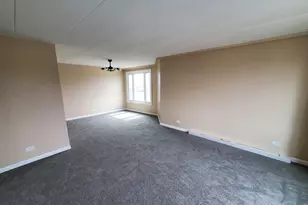 1 Renaissance Pl, Palatine, IL 60067 - Photo 8
