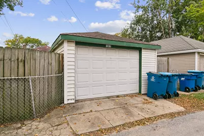 12613 S Throop Street, Calumet Park, IL 60827 - Photo 20