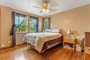 93 E Craig Dr, Chicago Heights, IL 60411 - Photo 18
