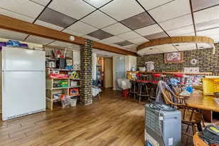 93 E Craig Dr, Chicago Heights, IL 60411 - Photo 22