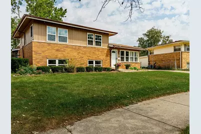 93 E Craig Drive, Chicago Heights, IL 60411 - Photo 2