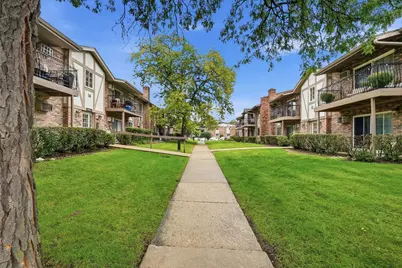 9S110 Lake Drive #104, Willowbrook, IL 60527 - Photo 22