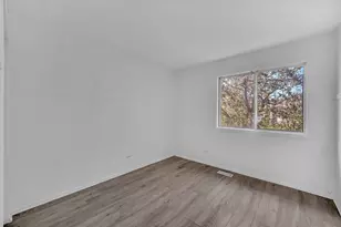 526 Alton Ct, Carol Stream, IL 60188 - Photo 18