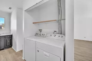 526 Alton Ct, Carol Stream, IL 60188 - Photo 20