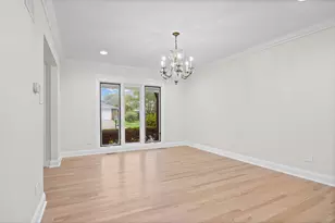 4319 Phyllis Dr, Northbrook, IL 60062 - Photo 4