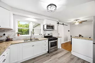 345 E Palatine Rd, Palatine, IL 60067 - Photo 10
