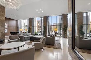 655 W Irving Park Rd, Chicago, IL 60613 - Photo 24