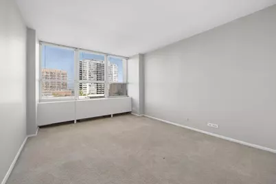 655 W Irving Park Road #502, Chicago, IL 60613 - Photo 16