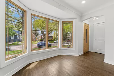 4903 N Moody Avenue, Chicago, IL 60630 - Photo 2