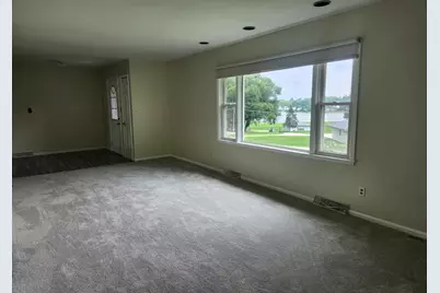 914 Oakleaf Avenue, McHenry, IL 60051 - Photo 16