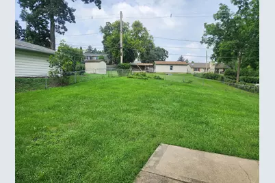 914 Oakleaf Avenue, McHenry, IL 60051 - Photo 22