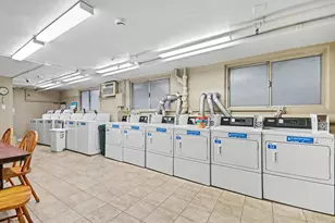 8620 Waukegan Rd, Morton Grove, IL 60053 - Photo 20