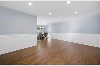 5835 Colina Avenue, Oak Forest, IL 60452 - Photo 6