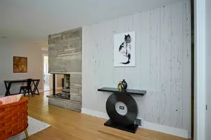 4555 Cleveland St, Skokie, IL 60076 - Photo 12