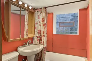 3621 W Lexington St, Chicago, IL 60624 - Photo 24