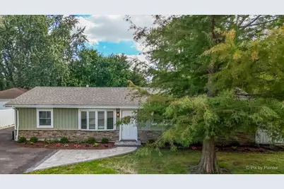 11611 Douglas Avenue, Huntley, IL 60142 - Photo 2