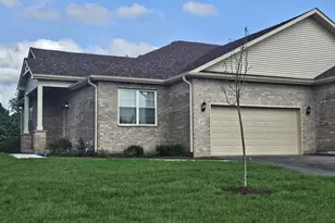 37 Apollo Ct, Tinley Park, IL 60477 - Photo 1