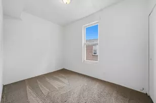 3912 W Fillmore St, Chicago, IL 60624 - Photo 14