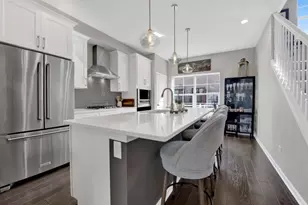 150 S Myrtle Ave, Villa Park, IL 60181 - Photo 6