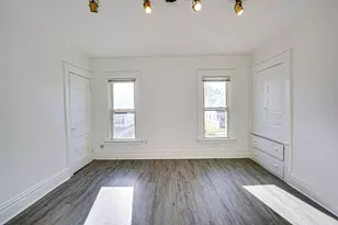 523 Grand Ave, Aurora, IL 60506 - Photo 4