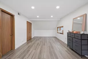 8937 McVicker Ave, Oak Lawn, IL 60453 - Photo 18