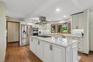 1504 Greenlake Dr, Aurora, IL 60502 - Photo 12