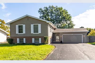 103 Hickory Drive, Lindenhurst, IL 60046 - Photo 1