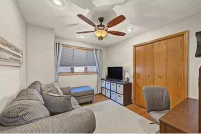 11629 S Avenue J, Chicago, IL 60617 - Photo 10