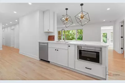 [Address not provided], Lake Forest, IL 60045 - Photo 18