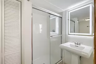 1325 E Lake Ave, Glenview, IL 60025 - Photo 34
