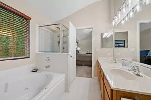 1942 Westridge Blvd, Bartlett, IL 60103 - Photo 20