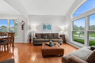 1942 Westridge Blvd, Bartlett, IL 60103 - Photo 6