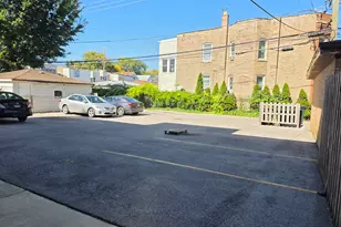 3804 W Montrose Ave, Chicago, IL 60618 - Photo 14