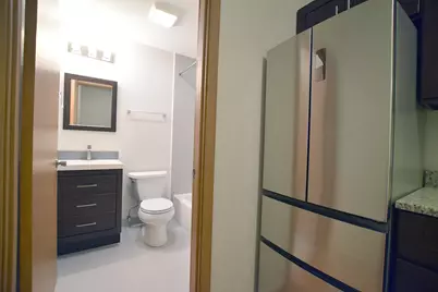3804 W Montrose Avenue #201, Chicago, IL 60618 - Photo 10