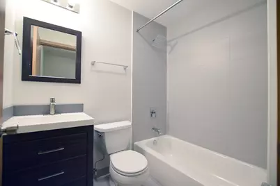 3804 W Montrose Avenue #201, Chicago, IL 60618 - Photo 12