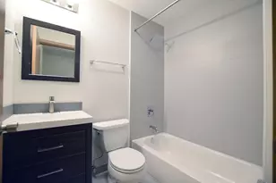 3804 W Montrose Ave, Chicago, IL 60618 - Photo 12
