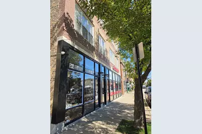 3804 W Montrose Avenue #201, Chicago, IL 60618 - Photo 2