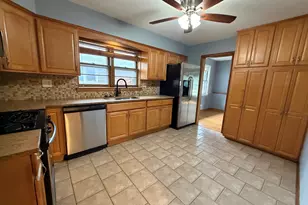 1306 S Cumberland Ave, Park Ridge, IL 60068 - Photo 4