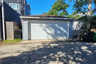 1225 Kenilworth Ave, Berwyn, IL 60402 - Photo 12