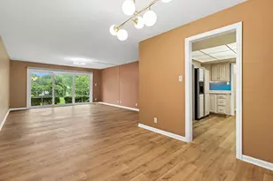 3001 Heritage Dr, Joliet, IL 60435 - Photo 6