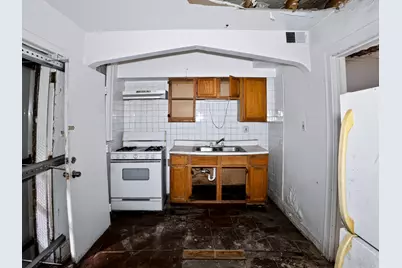 7951 S Clyde Avenue, Chicago, IL 60617 - Photo 32